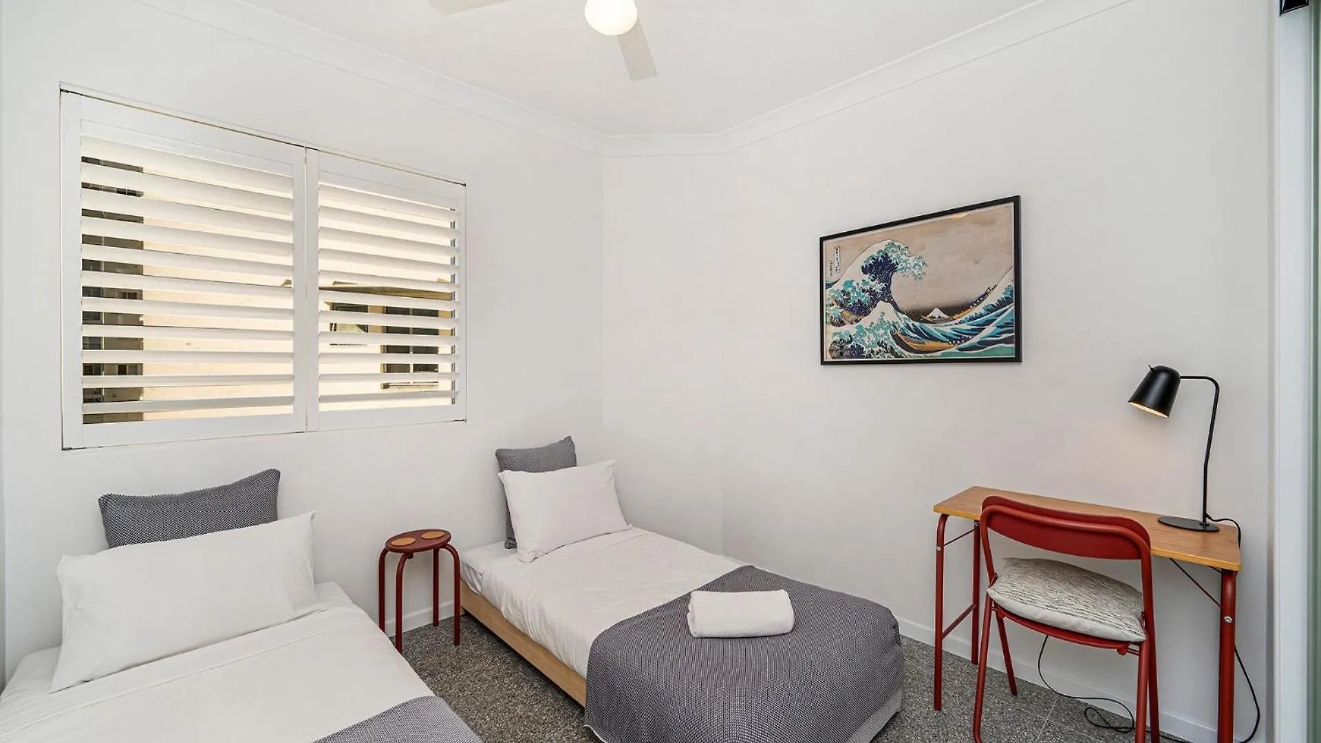 Pinnacles Unit 23 Caloundra Qld